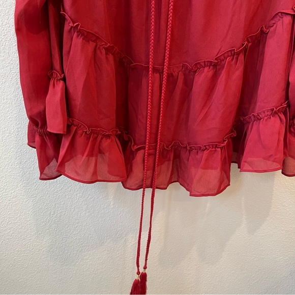 SUN & SHADOW Off the Shoulder Flowy Blouse - Picture 5 of 7